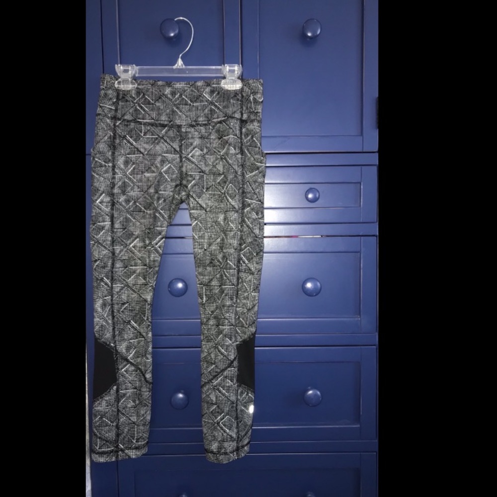 Speed Up Crop 24” Leggings